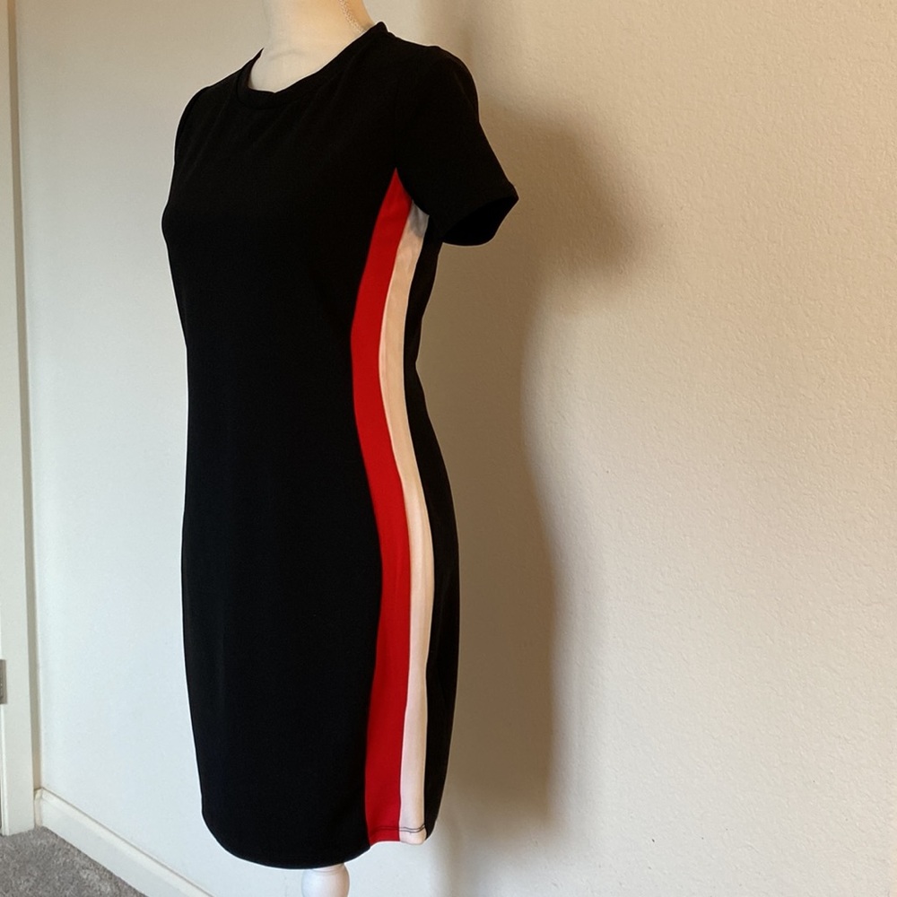 Iris bodycon silhouette color block dress, black, red and white, short sleeve, M